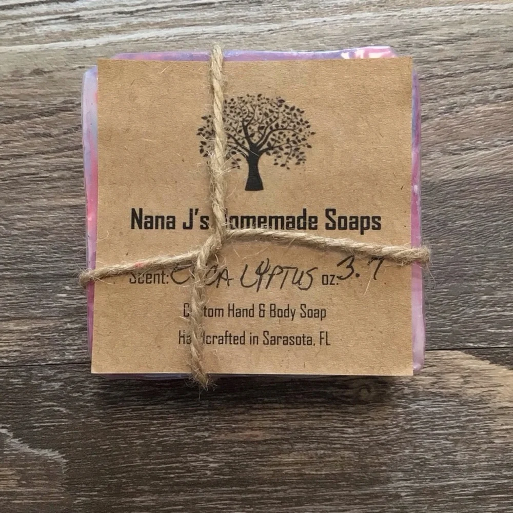 Handcrafted Green Tea and Eucalyptus Bar Soap NWT